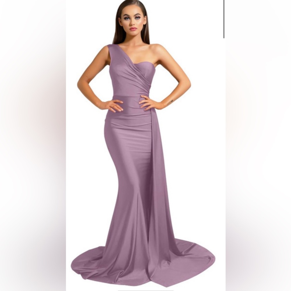 Portia & Scarlett’s NWT Mauve Gown PS6321
